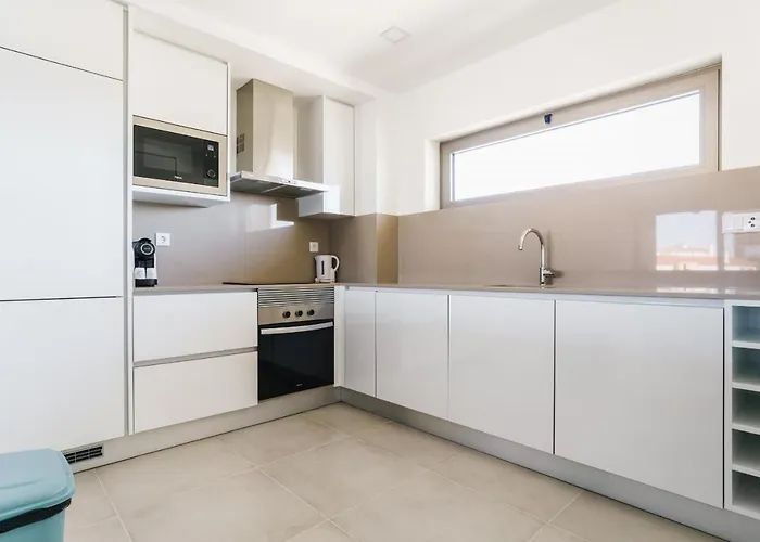 Oasis Mar By Lisbeyond Портіман